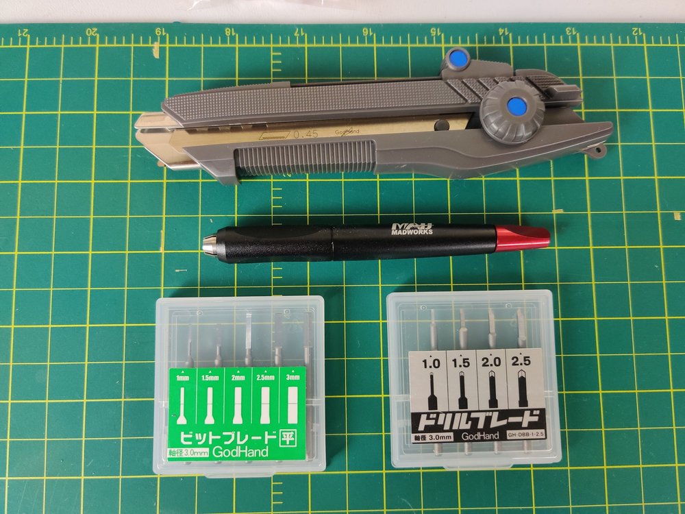 DIY Soft-jaw pliers for plamo assembly : r/modelmakers